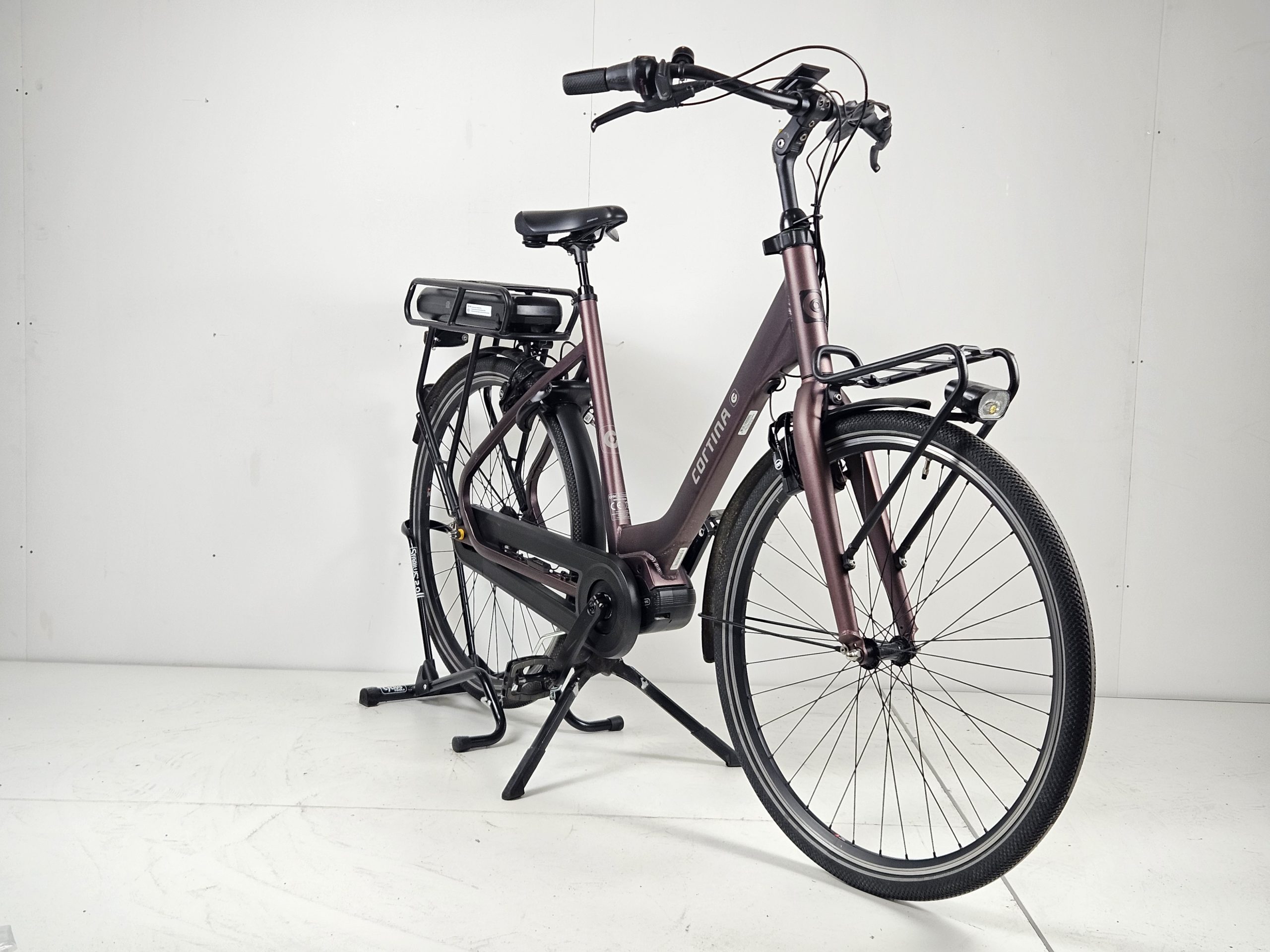 Cortina E-Common Black D57