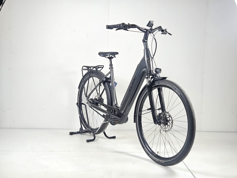 Cube Supreme Hybrid D57